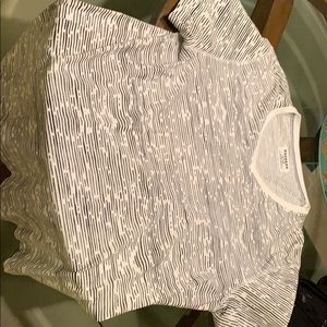 Express men’s v neck shirt